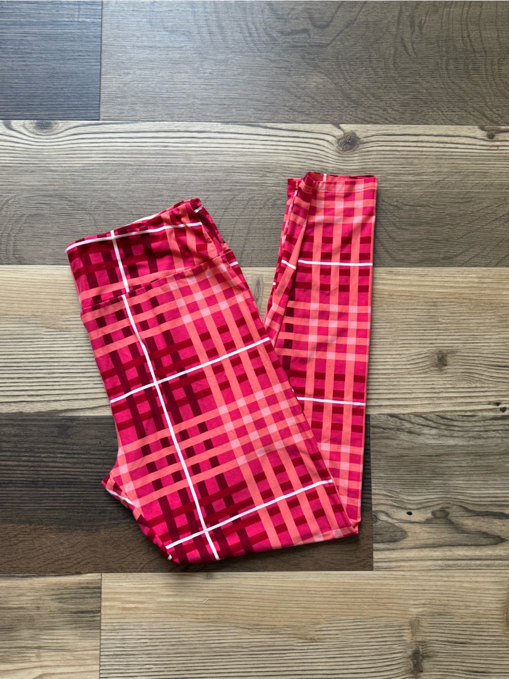 Lularoe Tall&Curvy Red and Pink Plaid Leggings Fall Cozy Athleisure